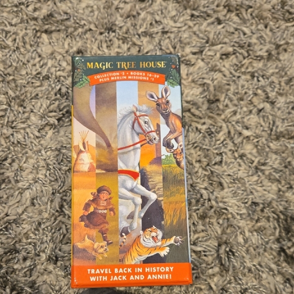 Magic Tree House Book Collection - Picture 5 of 6